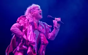 Filmszene »Teaches of Peaches«