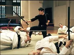 Filmszene »Kiss of the Dragon«