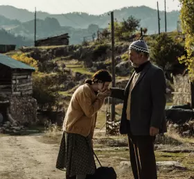 Filmszene »Eine Geschichte von drei Schwestern«